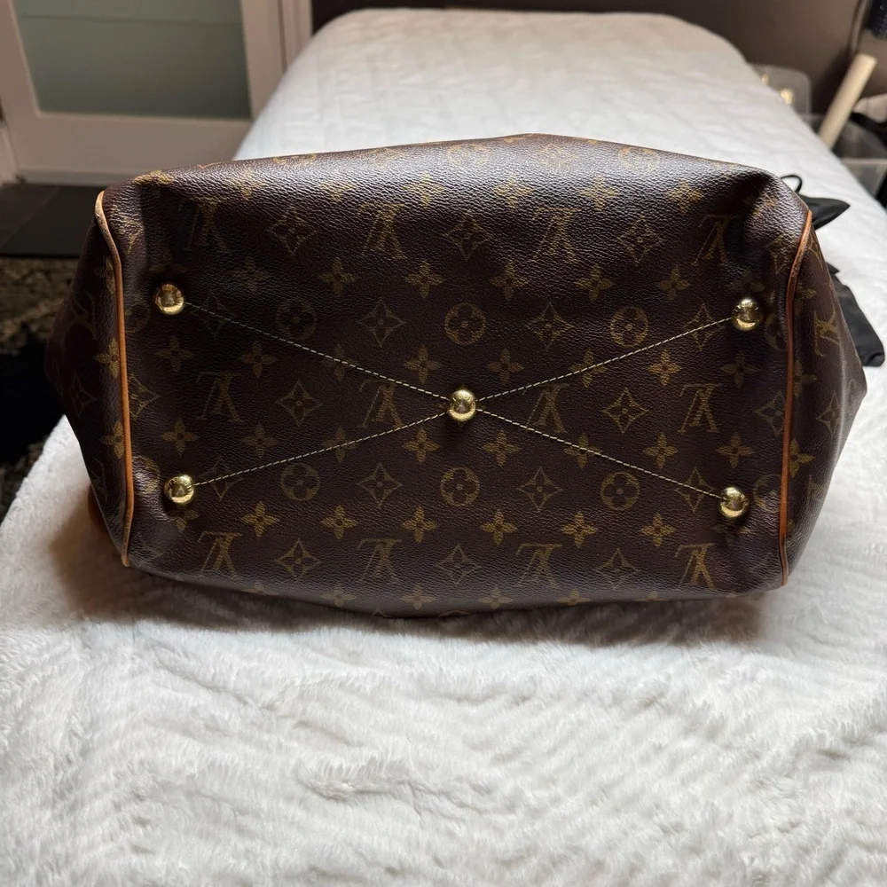 Louis Vuitton some wear